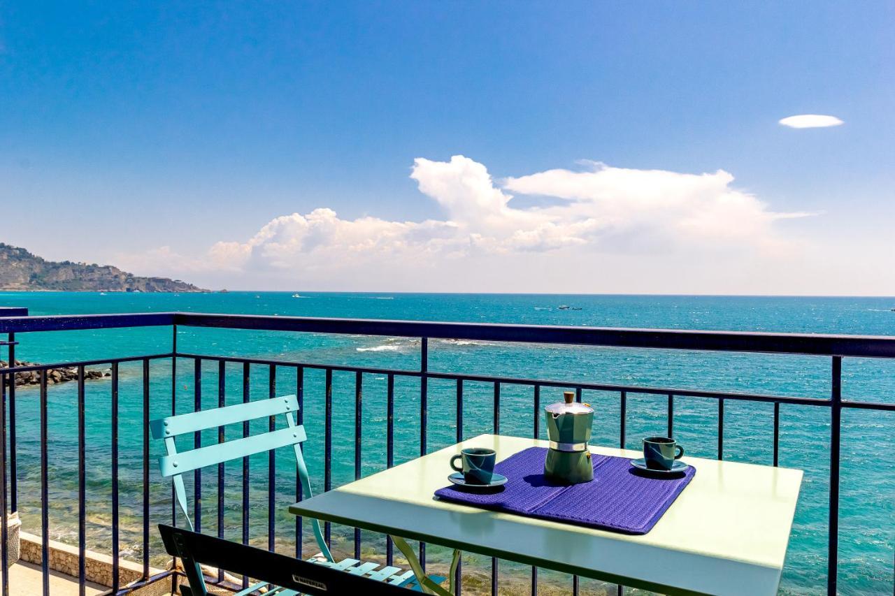 Mari Sea Home ジャルディーニ・ナクソス エクステリア 写真